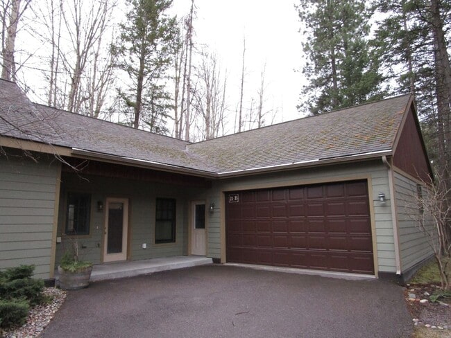 property at 21 Cedar Pointe Lp