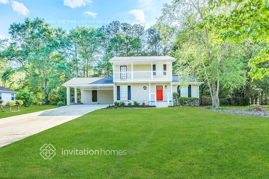 8837 Elma St in Douglasville, GA - Building Photo