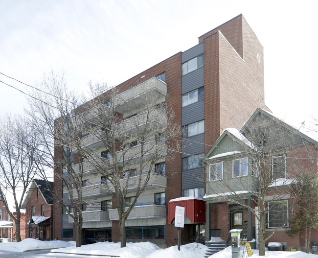 50 James St in Ottawa, ON - Building Photo - Primary Photo