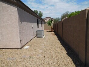 2421 W Ellis St in Phoenix, AZ - Building Photo - Building Photo