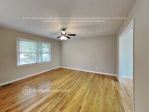 4156 Rockbridge Heights Dr in Stone Mountain, GA - Foto de edificio - Building Photo