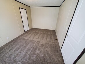 2 Meadowlark Dr in Orion Township, MI - Building Photo - Building Photo