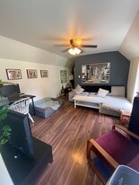 87 James St in Ottawa, ON - Building Photo