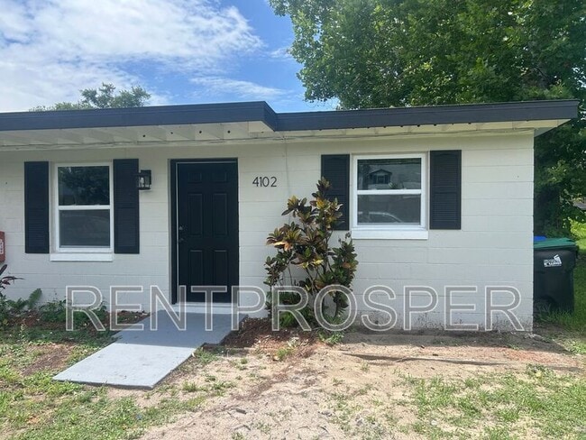 property at 4102 W Washington St