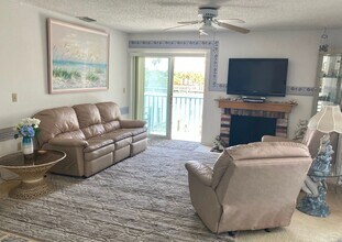 345 Medallion Blvd in Madeira Beach, FL - Building Photo - Building Photo