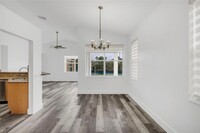 931 Falling Water Rd in Weston, FL - Building Photo - Building Photo