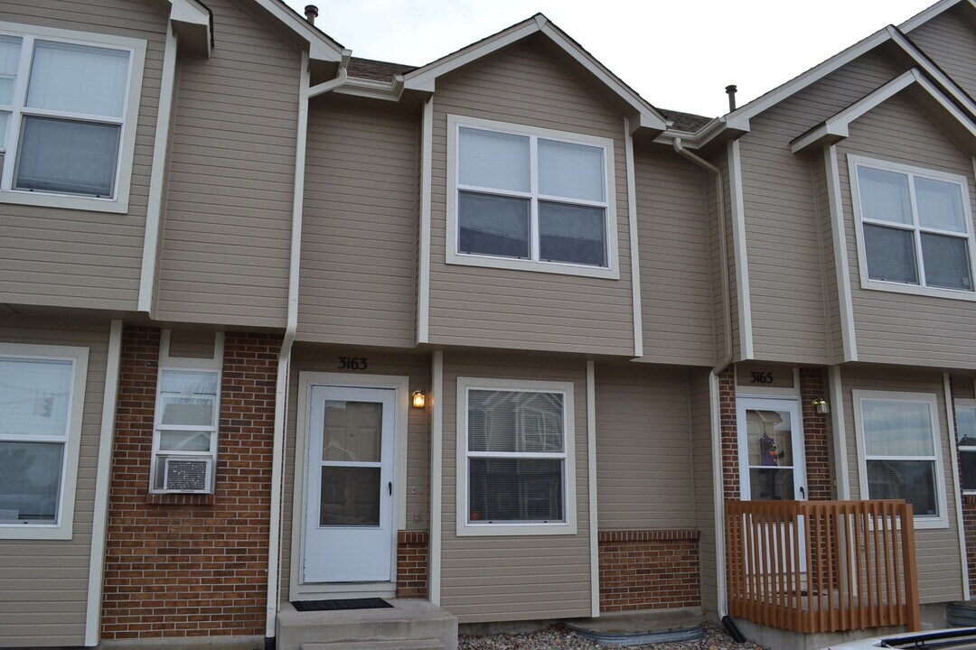 3163 Bridgewater Dr in Colorado Springs, CO - Building Photo