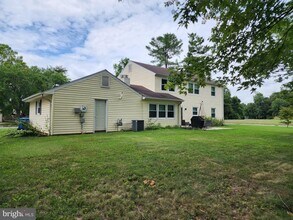 13171 Morning Spring Ln in Fairfax, VA - Building Photo - Building Photo
