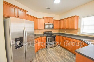 51 Craven Ct in Spring Lake, NC - Building Photo - Building Photo