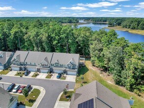 1921 Doubloon Way in Chesapeake, VA - Building Photo - Building Photo