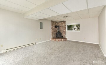15220 SE 179th St in Renton, WA - Building Photo - Building Photo