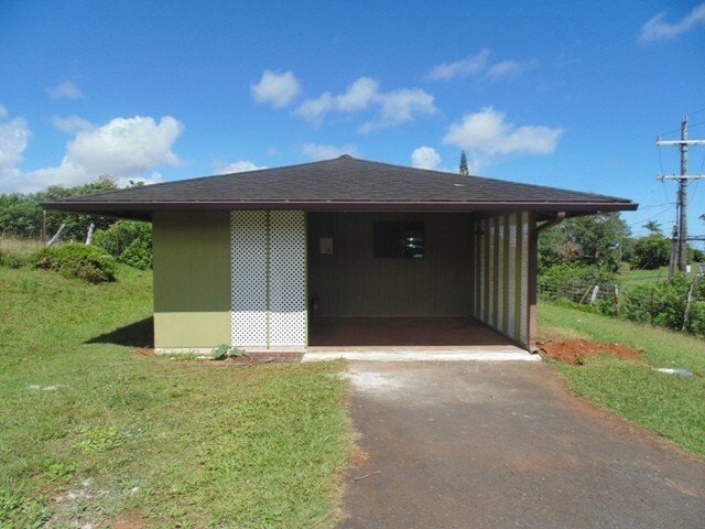 2600 Kokomo Rd in Haiku, HI - Foto de edificio