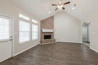 295 Cypress Dr photo'