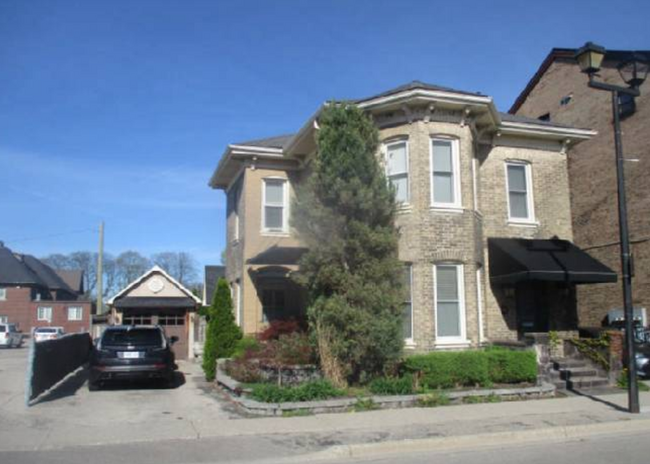 property at 64 Queen St