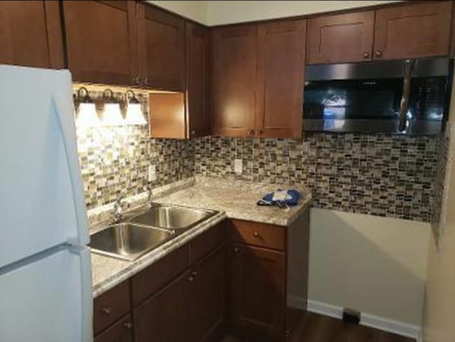 33 Mead St in North Tonawanda, NY - Building Photo - Building Photo