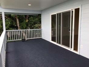 74 -5051 Malia Pl, Unit Upstairs in Kailua Kona, HI - Building Photo - Building Photo