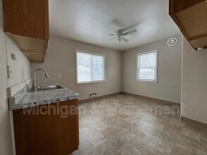 26431 Monticello St in Inkster, MI - Building Photo - Building Photo