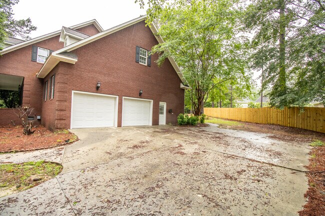 906 Monarch Cir in Statesboro, GA - Building Photo - Building Photo