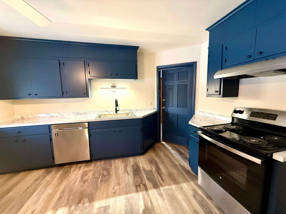 33 Grandview Dr in Hummelstown, PA - Building Photo