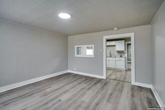 433 Ahnaip St in Menasha, WI - Building Photo - Building Photo