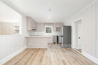 7726 Wallace Ln in Charlotte, NC - Building Photo - Building Photo