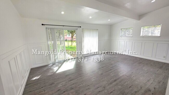 635 Dennett St in Pacific Grove, CA - Building Photo - Building Photo