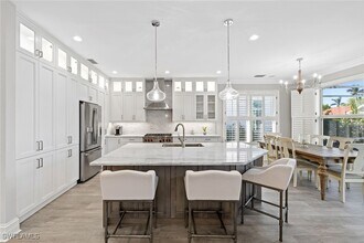 1900 Sandpiper St in Naples, FL - Building Photo - Building Photo
