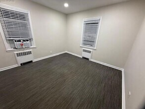 353 E Market St in Long Beach, NY - Building Photo - Building Photo