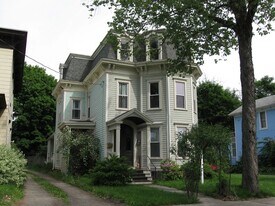 22 Academy St, Unit 3