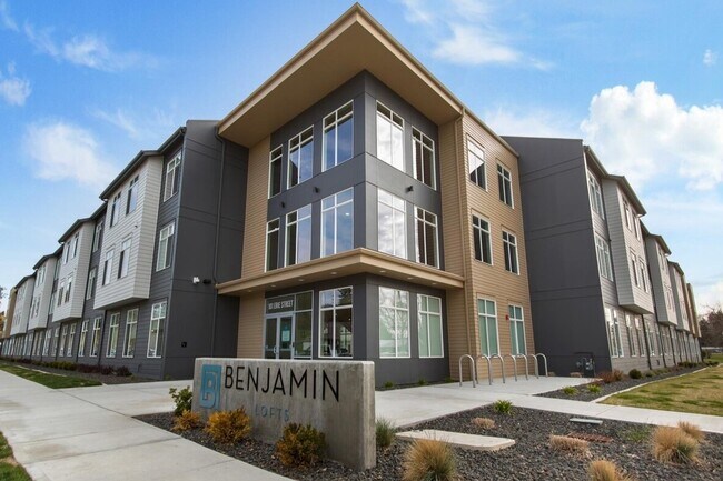 The Benjamin Lofts