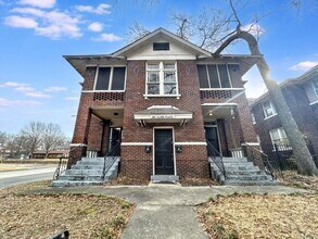 180 Clark Pl in Memphis, TN - Foto de edificio - Building Photo