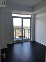 65 Oneida Crescent in Richmond Hill, ON - Building Photo