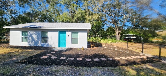 1385 Elray Blvd in Mount Dora, FL - Building Photo - Building Photo