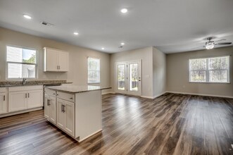 3039 Red Bark Dr in Conway, SC - Building Photo - Building Photo