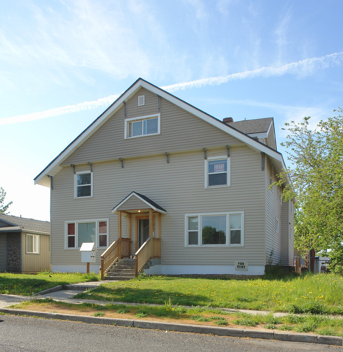 211 W Shannon Ave in Spokane, WA - Foto de edificio