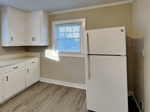 113 Kingsway Dr in Mooresville, NC - Foto de edificio - Building Photo