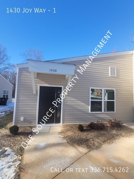 1430 Joy Wy in Winston-Salem, NC - Building Photo