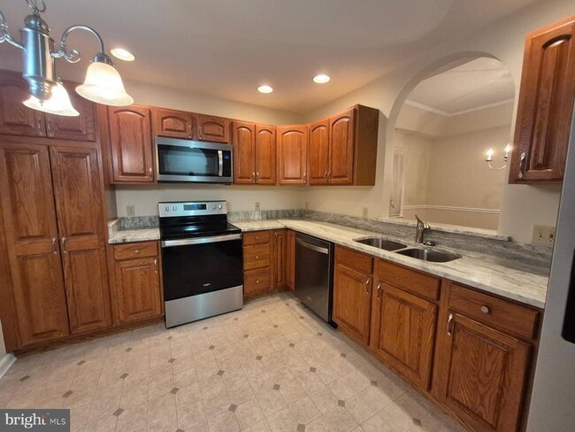 property at 1023 E Schumaker Manor Dr