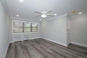 146 Avenue in Uniondale, NY - Building Photo - Building Photo