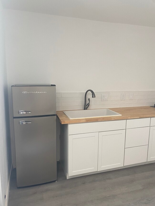 2403 Elizondo Ave Rentals in Simi Valley, CA