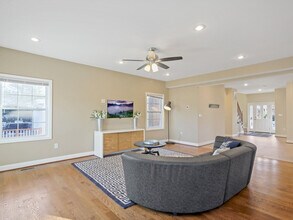 624 US-29 in Falls Church, VA - Building Photo - Building Photo