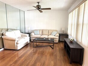 1902 Bermuda Cir in Coconut Creek, FL - Building Photo - Building Photo