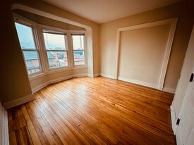 25 N Beaver St in York, PA - Building Photo