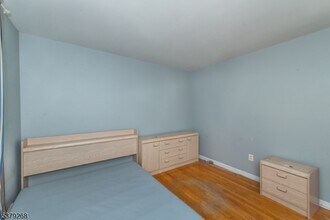101 N Beverwyck Rd, Unit 0712 in Parsippany Troy Hills, NJ - Building Photo - Building Photo