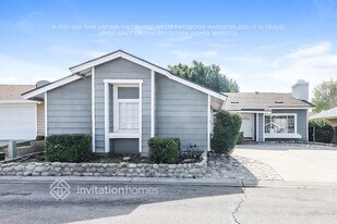 28623 Newcastle Rd in Highland, CA - Building Photo