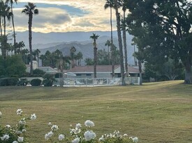 39725 Burton Dr in Rancho Mirage, CA - Foto de edificio - Building Photo