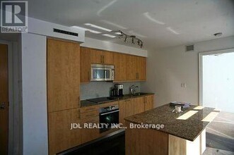 1-521 Bedford Rd in Toronto, ON - Building Photo - Building Photo
