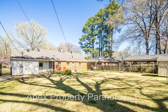 5319 Chickasaw Rd in Memphis, TN - Building Photo - Building Photo