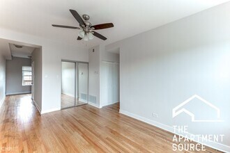 3356 W Montrose Ave in Chicago, IL - Building Photo - Building Photo