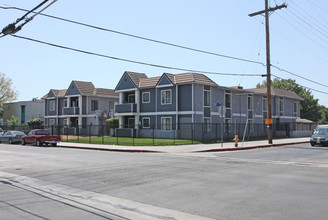 Willray Apartment in Panorama City, CA - Building Photo - Building Photo